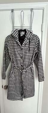 Capelli New York Black and White Houndstooth Hooded Trench Rain Coat